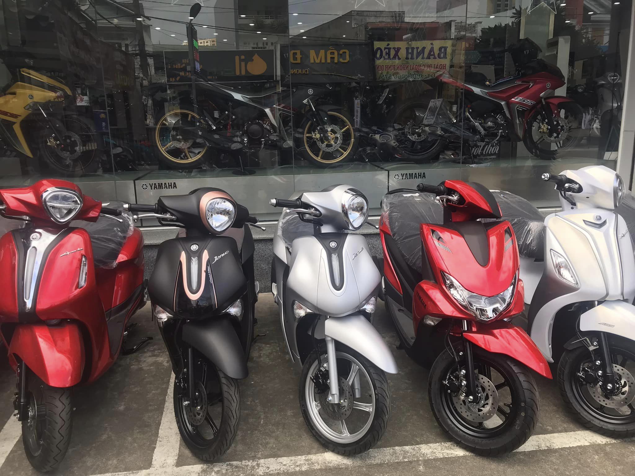 Cửa hàng xe máy giá rẻ tại Hóc Môn